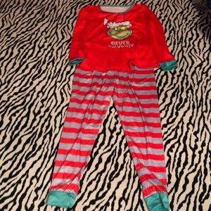 Grinch PJ’s size 2XL